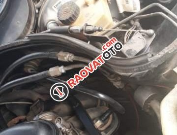 Bán Mercedes C200 năm 2000, màu trắng, 4 lốp mới