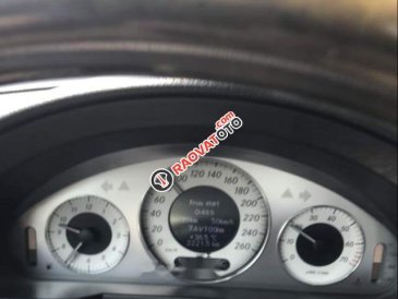 Bán xe Mercedes E200 năm 2008, màu đen số tự động, 455tr