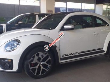 Bán ô tô Volkswagen New Beetle Dune sản xuất năm 2018, màu trắng, xe nhập