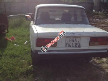 Bán Lada 2107 1989, màu trắng, 22 triệu