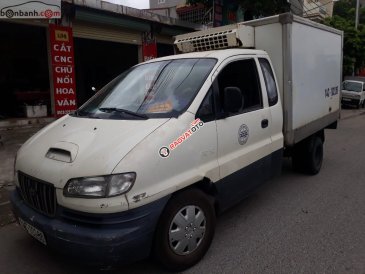 Cần bán Hyundai Libero sản xuất năm 2001, màu trắng, xe nhập 