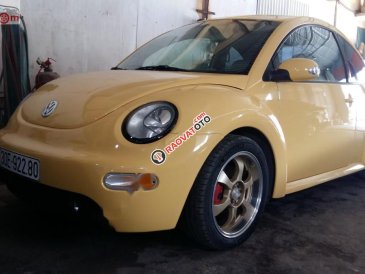Bán ô tô Volkswagen New Beetle Turbo năm 2004, màu vàng, xe nhập chính chủ, 370 triệu