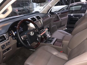 Cần bán xe Lexus GX460 năm 2011, màu trắng, nhập khẩu nguyên chiếc