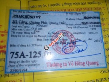 Bán Nissan Bluebird SSS đời 1994, màu đen 