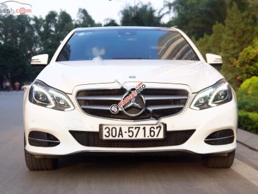 Cần bán gấp Mercedes E250 năm sản xuất 2014, màu trắng, nhập khẩu nguyên chiếc
