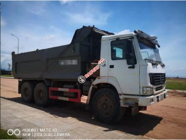 Bán xe Howo 3 chân, thùng đúc, đời xe 2011, đăng kiểm 12/2019