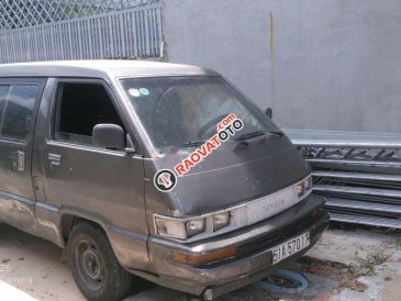 Cần bán xe Toyota Hiace năm sản xuất 1980, nhập khẩu, máy móc hoạt động bình thường