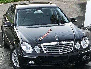 Bán Mercedes E280 năm sản xuất 2008, màu đen  