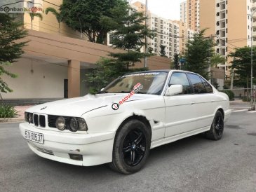 Bán ô tô BMW 5 Series 535 sản xuất năm 1990, màu trắng, nhập khẩu số tự động