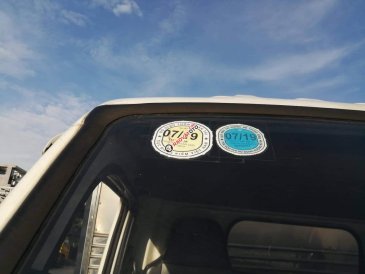 Ngân hàng thanh lý bán xe Veam VT200 năm 2015, đăng ký 2016 màu trắng, xe gia đình, giá chỉ 160 triệu đồng