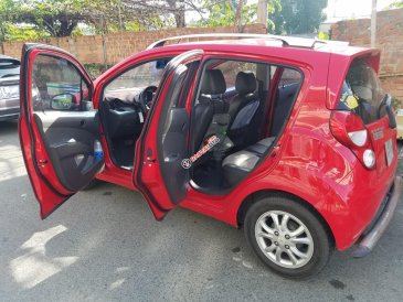 Bán Chevrolet Spark Ltz sản xuất 2015, màu đỏ xe gia đình 