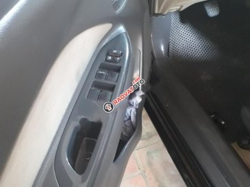 Bán Toyota Vios 1.5E năm 2010, màu bạc