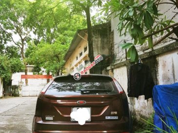 Cần bán xe Ford Focus 1.8 AT sản xuất năm 2011, màu nâu chính chủ
