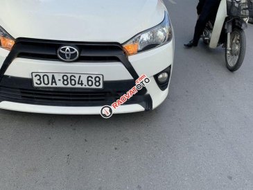 Cần bán Toyota Yaris 2015, màu trắng, nhập khẩu  