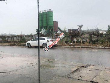 Xe Kia Cerato MT năm sản xuất 2017, màu trắng 