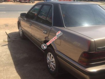 Bán xe Nissan Bluebird đời 1990, màu vàng, nhập khẩu  