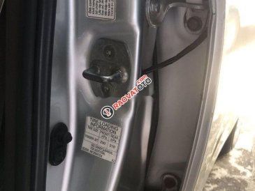 Bán Toyota Vios MT 2009, màu bạc giá cạnh tranh