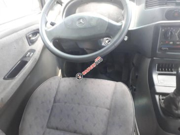 Bán xe Mercedes 2003, màu bạc chính chủ, giá tốt