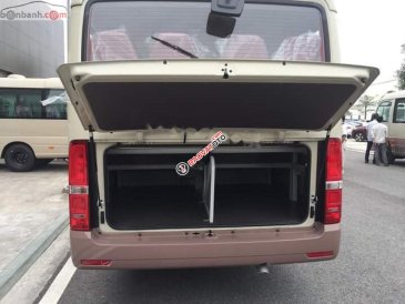Bán Hyundai County Limousnie sản xuất 2019, màu kem (be)