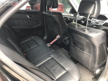 Cần bán gấp xe cũ Mercedes E250 2010, màu đen