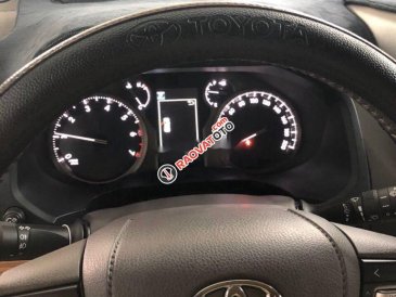 Cần bán Toyota Prado sản xuất năm 2018, xe nhập