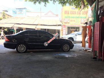 Bán xe Mercedes năm sản xuất 2001, màu đen xe gia đình, giá 168tr