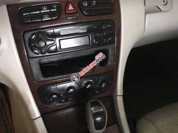 Bán Mercedes C200 năm 2001, màu bạc