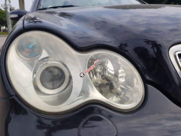 Bán Mercedes C200 sản xuất năm 2003, màu đen, giá rẻ