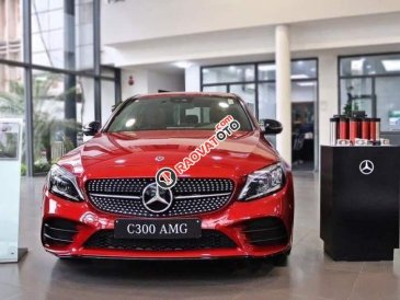 Cần bán xe Mercedes C300 AMG sản xuất năm 2020, màu đỏ