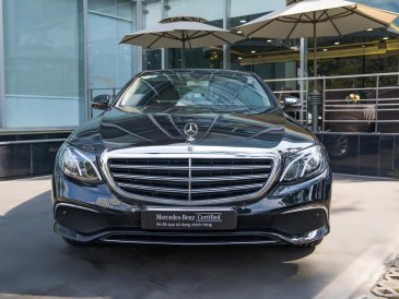 Mercedes-Benz E200 giao ngay, giảm hơn 300 triệu tiền mặt