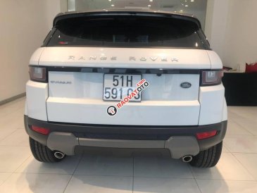 Cần bán lại xe LandRover Evoque năm sản xuất 2019, màu trắng