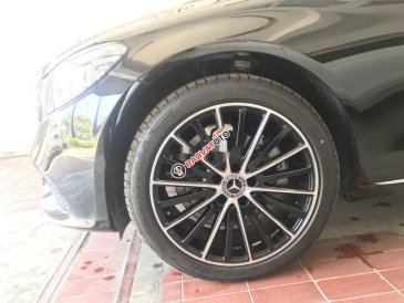 Cần bán gấp Mercedes C200 Exclusive sản xuất 2018 giá tốt