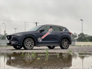 Bán xe Mazda CX 5 2.5 2017, màu đen