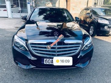 Cần bán Mercedes C class năm 2015