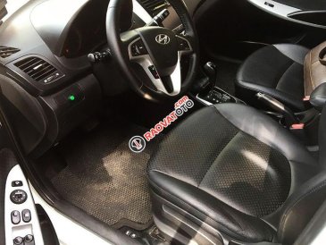 Bán Hyundai Accent 1.4 AT đời 2011, màu trắng, nhập khẩu, giá chỉ 340 triệu