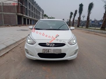Bán Hyundai Accent 1.4 AT sản xuất 2011, màu trắng, nhập khẩu nguyên chiếc giá cạnh tranh