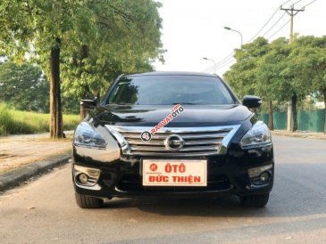 Xe Nissan Teana sản xuất năm 2015, màu đen, xe nhập 