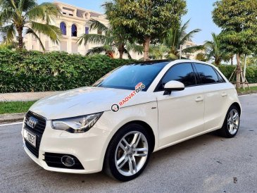 Cần bán Audi A1 Sportback năm sản xuất 2012, màu trắng, nhập khẩu, 699 triệu