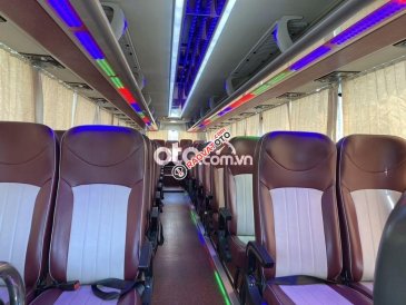 Bán Hyundai Universe sản xuất năm 2017, màu trắng