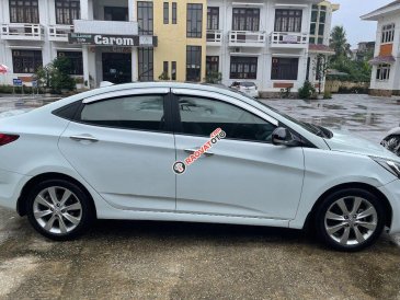 Bán Hyundai Accent 1.4 AT năm 2012, màu trắng, xe nhập xe gia đình