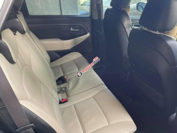 Bán Kia Rondo GATH sản xuất năm 2015, màu trắng giá cạnh tranh
