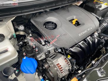 Bán Kia Rondo GATH sản xuất năm 2018, màu trắng ít sử dụng, giá chỉ 615 triệu