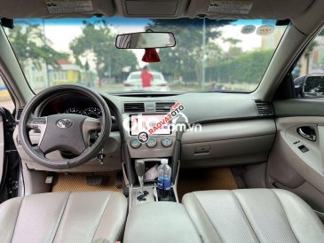 Bán ô tô Toyota Camry LE năm sản xuất 2008, màu xám, nhập khẩu 