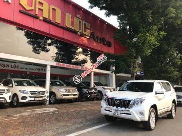 Cần bán gấp Toyota Prado sản xuất năm 2015, màu trắng, nhập khẩu