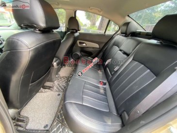 Cần bán lại xe Chevrolet Cruze LTZ 1.8 AT năm sản xuất 2016, màu nâu giá cạnh tranh