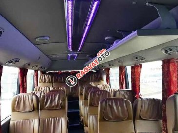 Bán ô tô Hyundai County MT 2019, màu nâu giá cạnh tranh