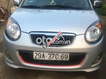 Cần bán gấp Kia Morning LX năm 2011, màu bạc xe gia đình