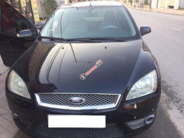 Bán ô tô Ford Focus 1.8 MT đời 2009, màu đen xe gia đình, 165tr