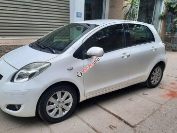 Cần bán xe Toyota Yaris 1.3AT đời 2008, màu trắng, nhập khẩu số tự động