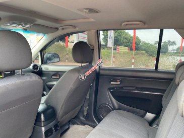 Cần bán xe Kia Carens 2.0 AT năm sản xuất 2010, màu bạc